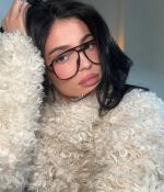 Access_Kardashian_12.jpg