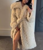 Access_Kardashian_6~2.jpg