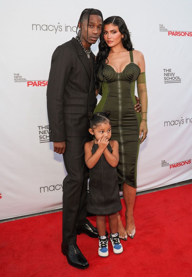 Access_Kardashian_003.jpg