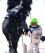Access_Kardashian_010.jpg
