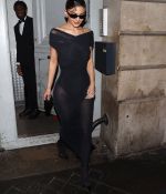 Access_Kardashian_01.jpg