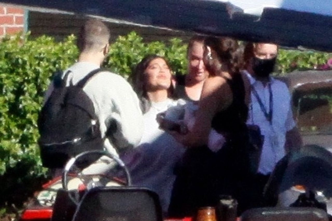 Access_Kardashian_003.jpg