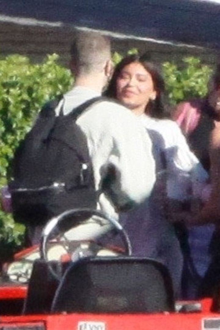 Access_Kardashian_004.jpg