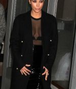 Access_Kardashian_03.jpg