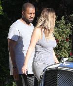 Access_Kardashian_01.jpg