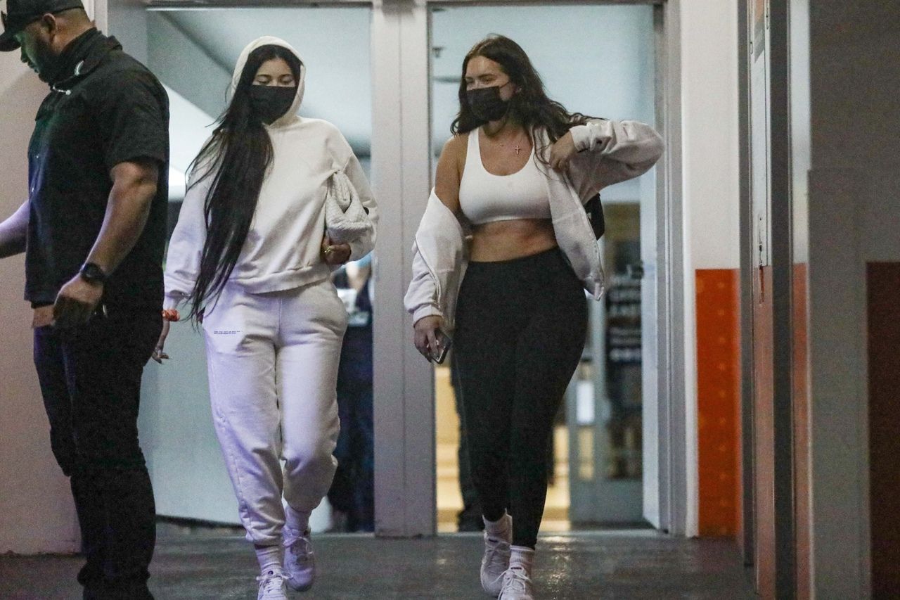 Access_Kardashian_002.jpg