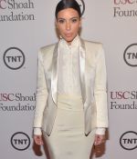 Access_Kardashian_01.jpg