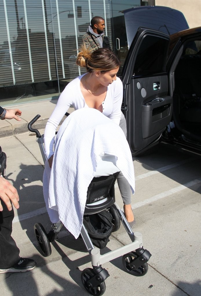Access_Kardashian_01.jpg