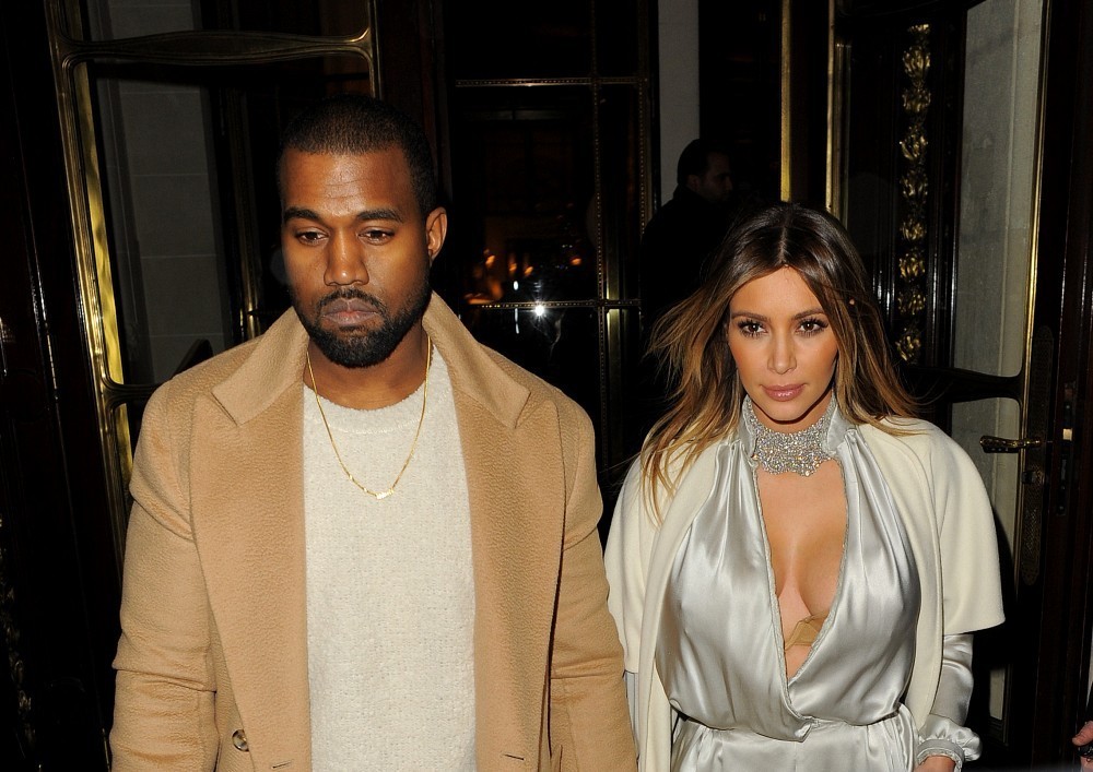 Access_Kardashian_05.jpg