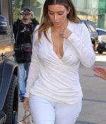 Access_Kardashian_03.jpg