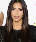 Access_Kardashian_07.jpeg