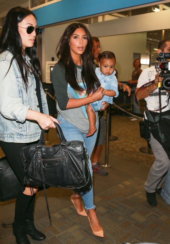 Access_Kardashian_010.jpg