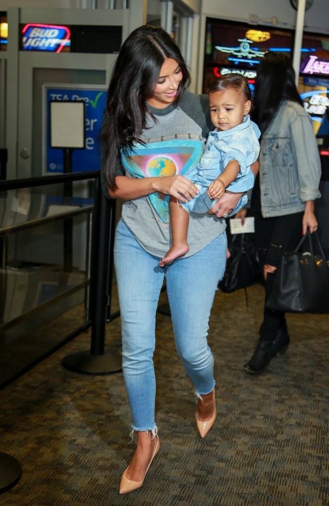 Access_Kardashian_015.jpg