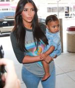 Access_Kardashian_01.jpg