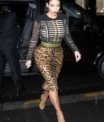 Access_Kardashian_06.jpg