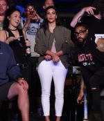 Access_Kardashian_02.jpg