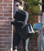 Access_Kardashian_06.jpg