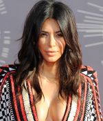 Access_Kardashian_07.jpeg