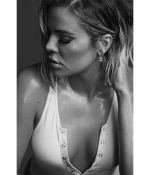 Access_Kardashian_002.jpg