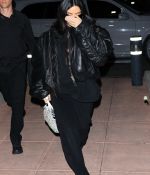 Access_Kardashian_03.jpg