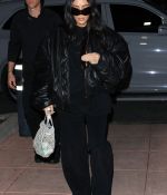 Access_Kardashian_09.jpg
