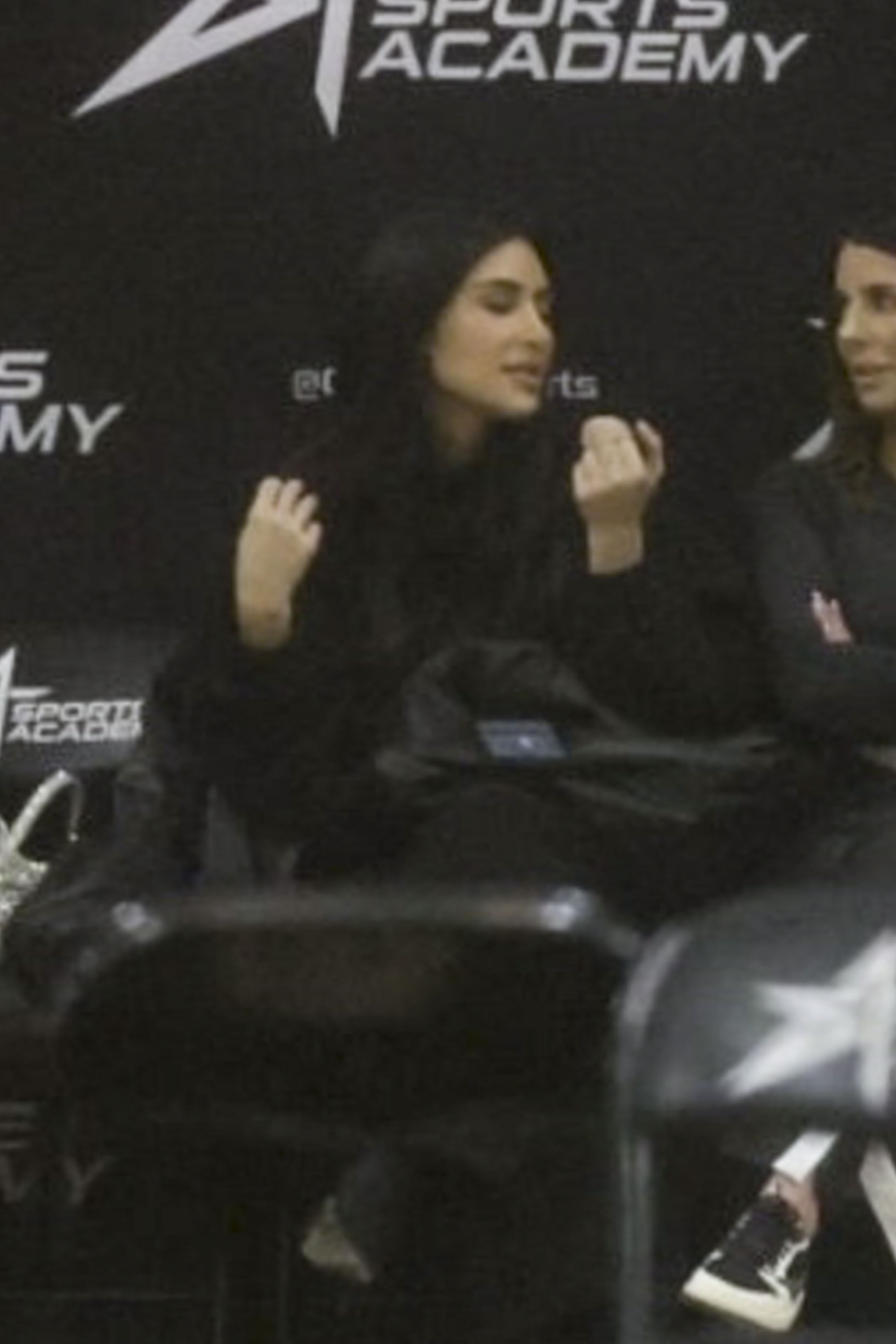 Access_Kardashian_04.jpg