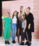 Access_Kardashian_02.jpg