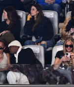 Access_Kardashian_03.png