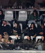 Access_Kardashian_04.png