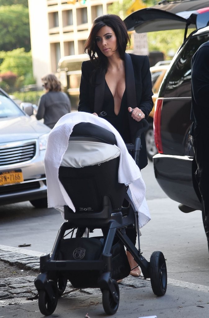 Access_Kardashian_07.jpg