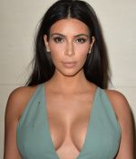 Access_Kardashian_07.jpg