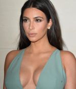 Access_Kardashian_09.jpg