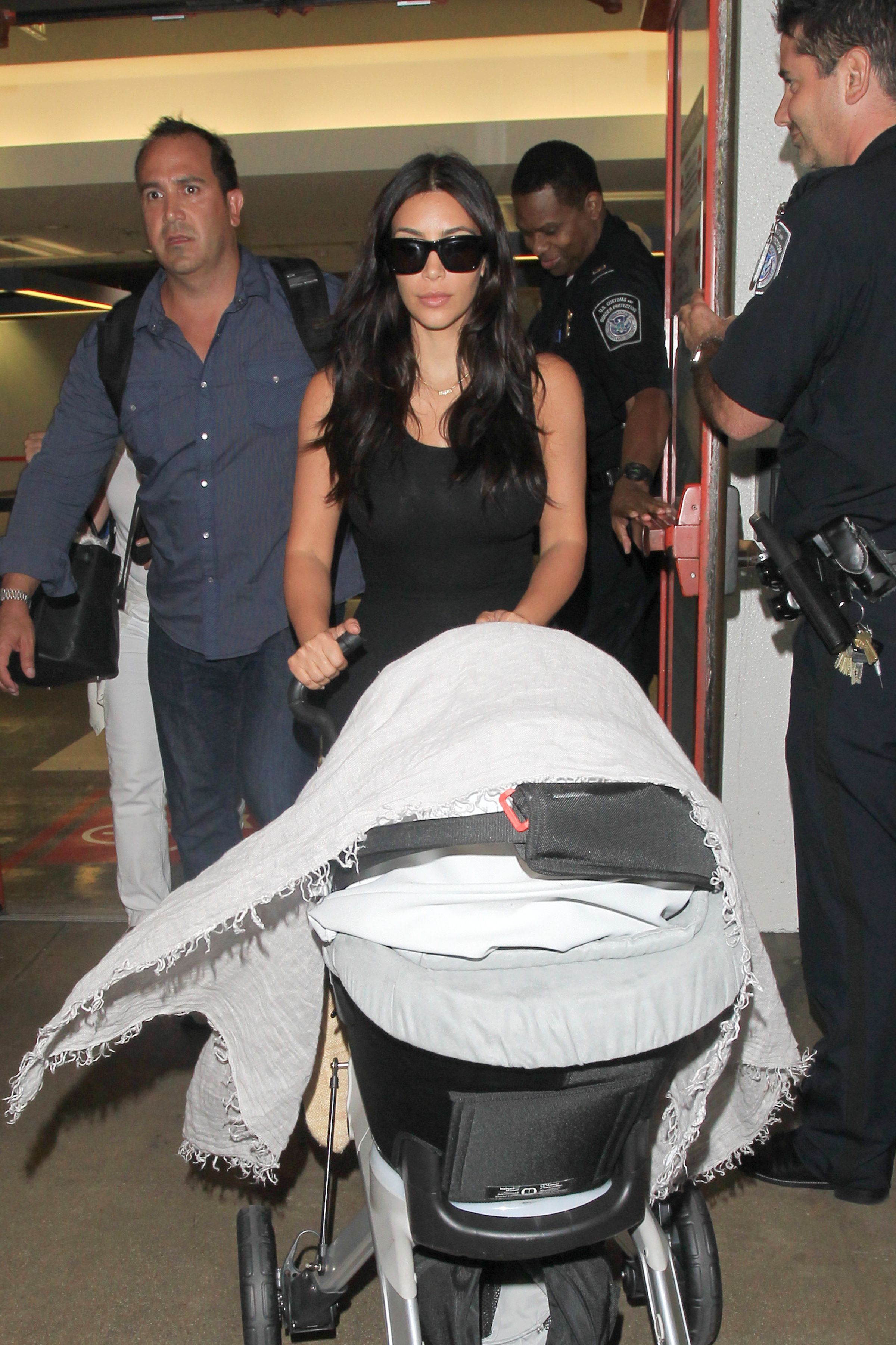 Access_Kardashian_02.jpg