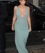 Access_Kardashian_04.jpg