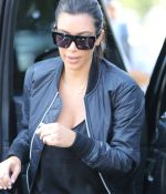 Access_Kardashian_07.jpg