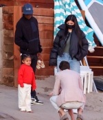 Access_Kardashian_003.jpg