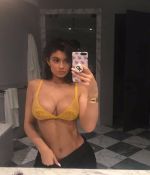 Access_Kardashian_04.jpg