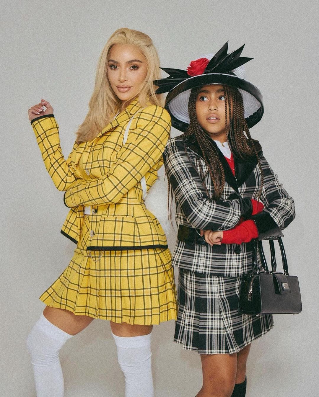 Access_Kardashian_01.jpg