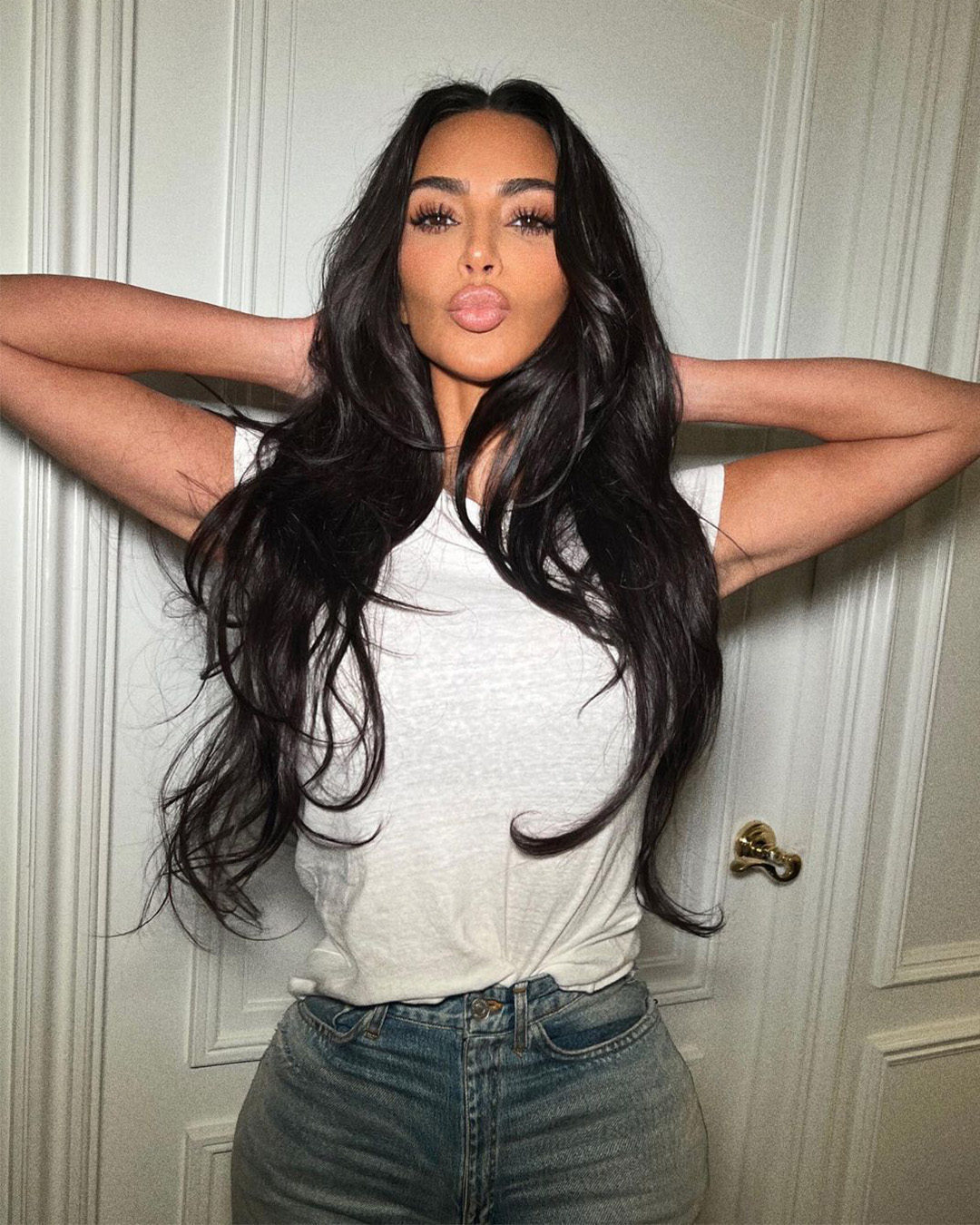 Access_Kardashian_06.jpg