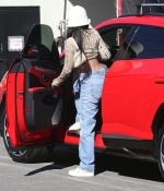 Access_Kardashian_005.jpg