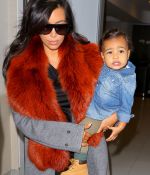 Access_Kardashian_06~0.jpg