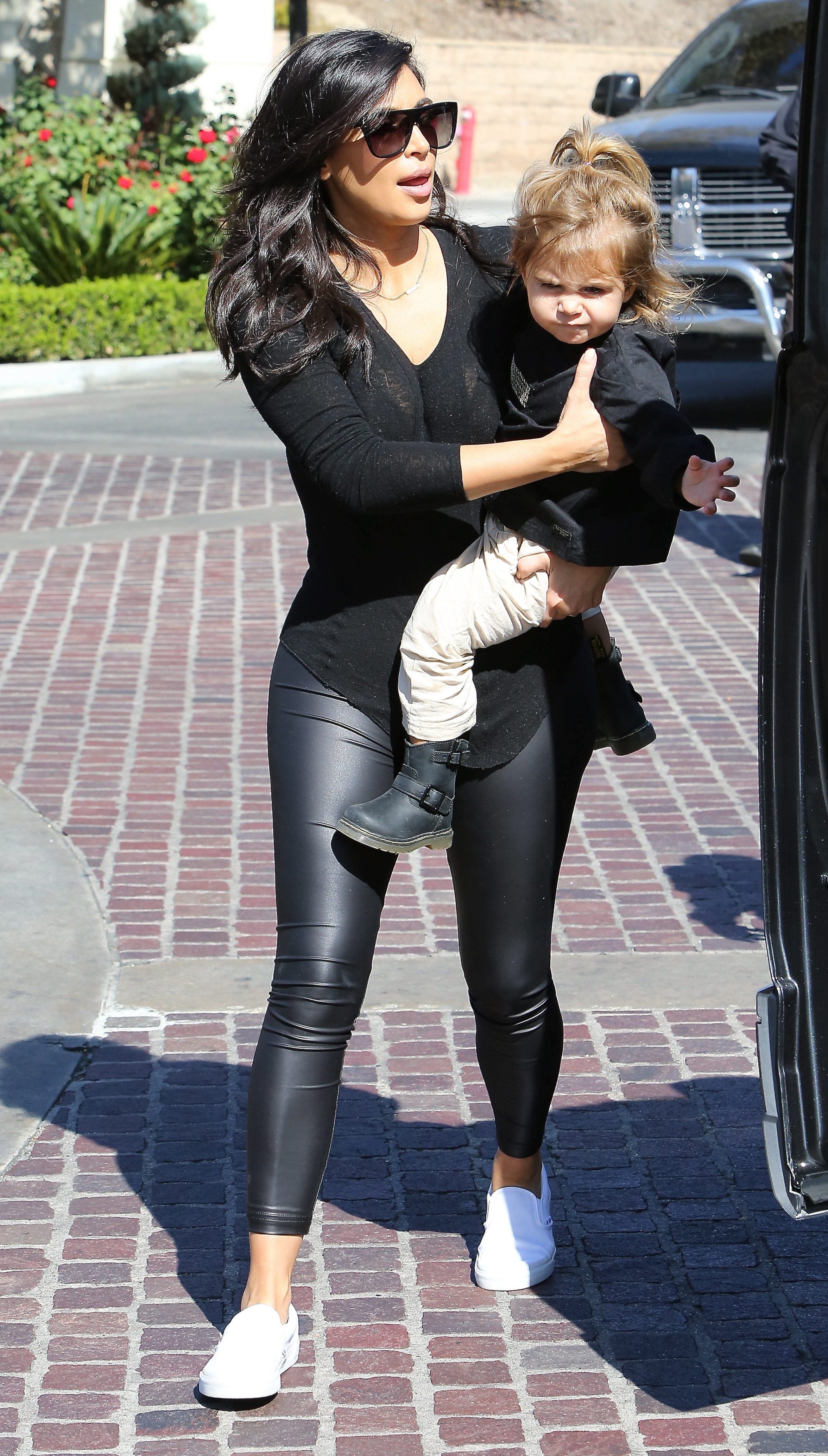 Access_Kardashian_09.jpg