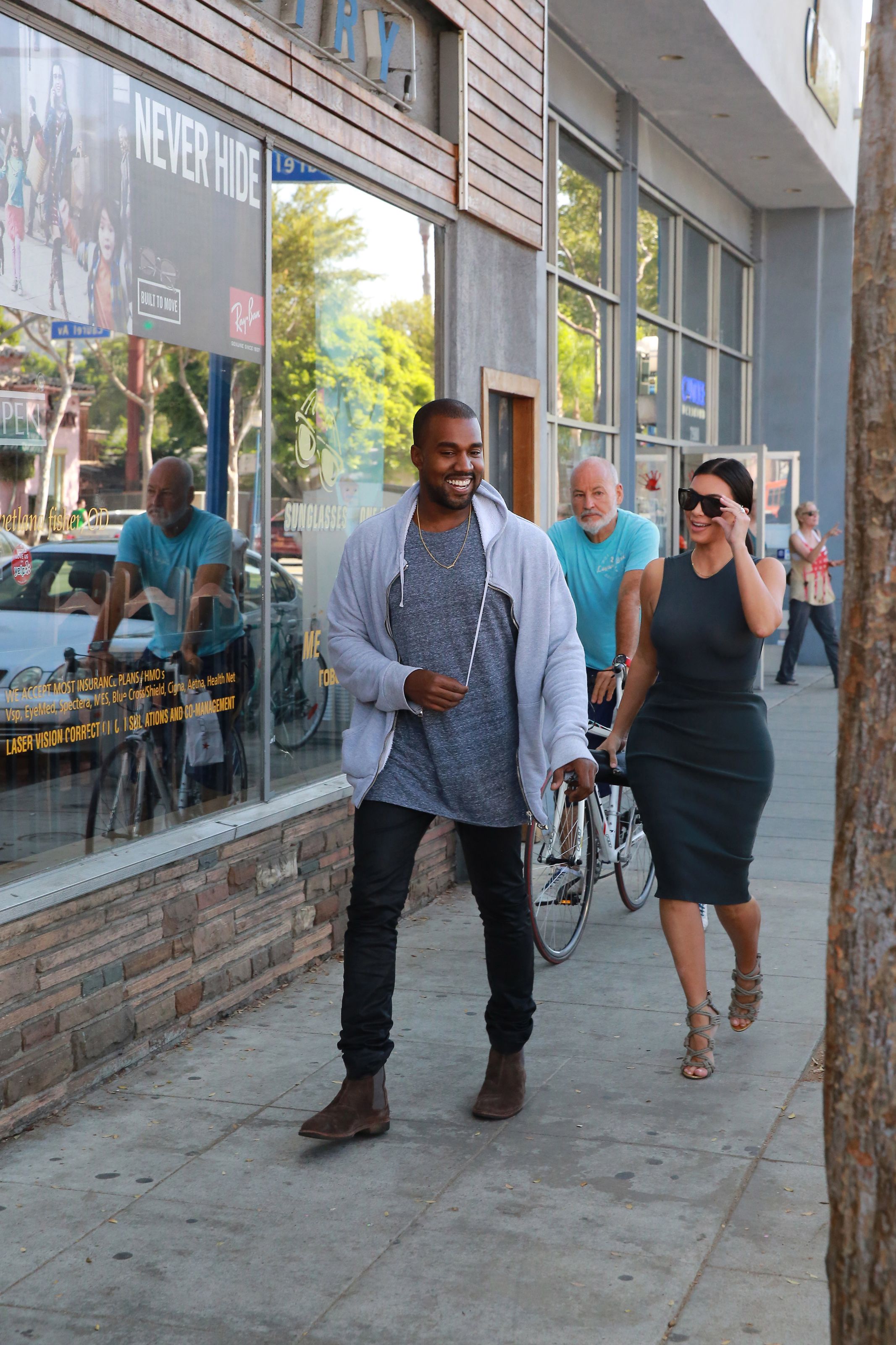 Access_Kardashian_08.jpg