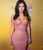 Access_Kardashian_07.jpg