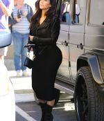Access_Kardashian_09.jpg