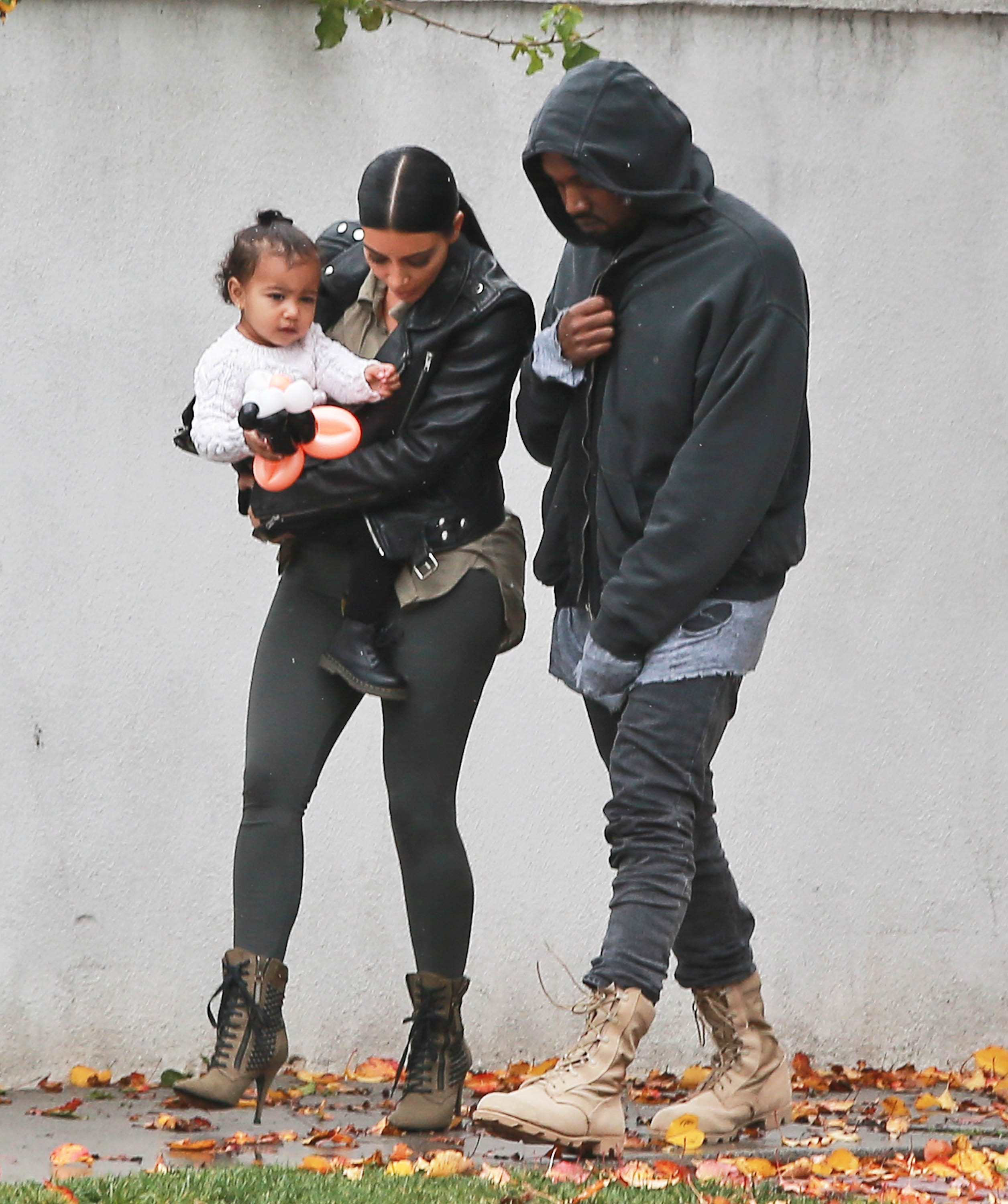 Access_Kardashian_03.jpg