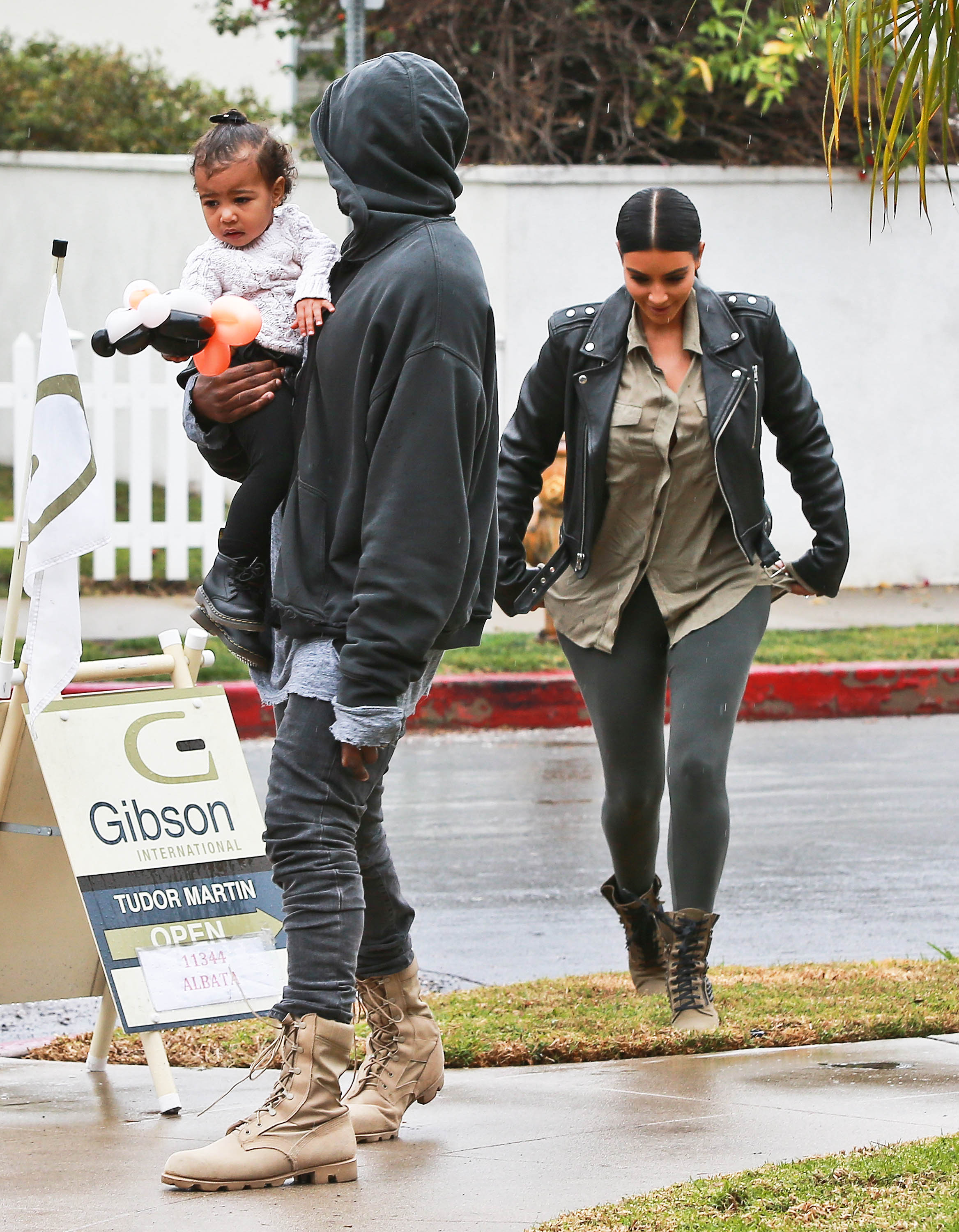 Access_Kardashian_06.jpg