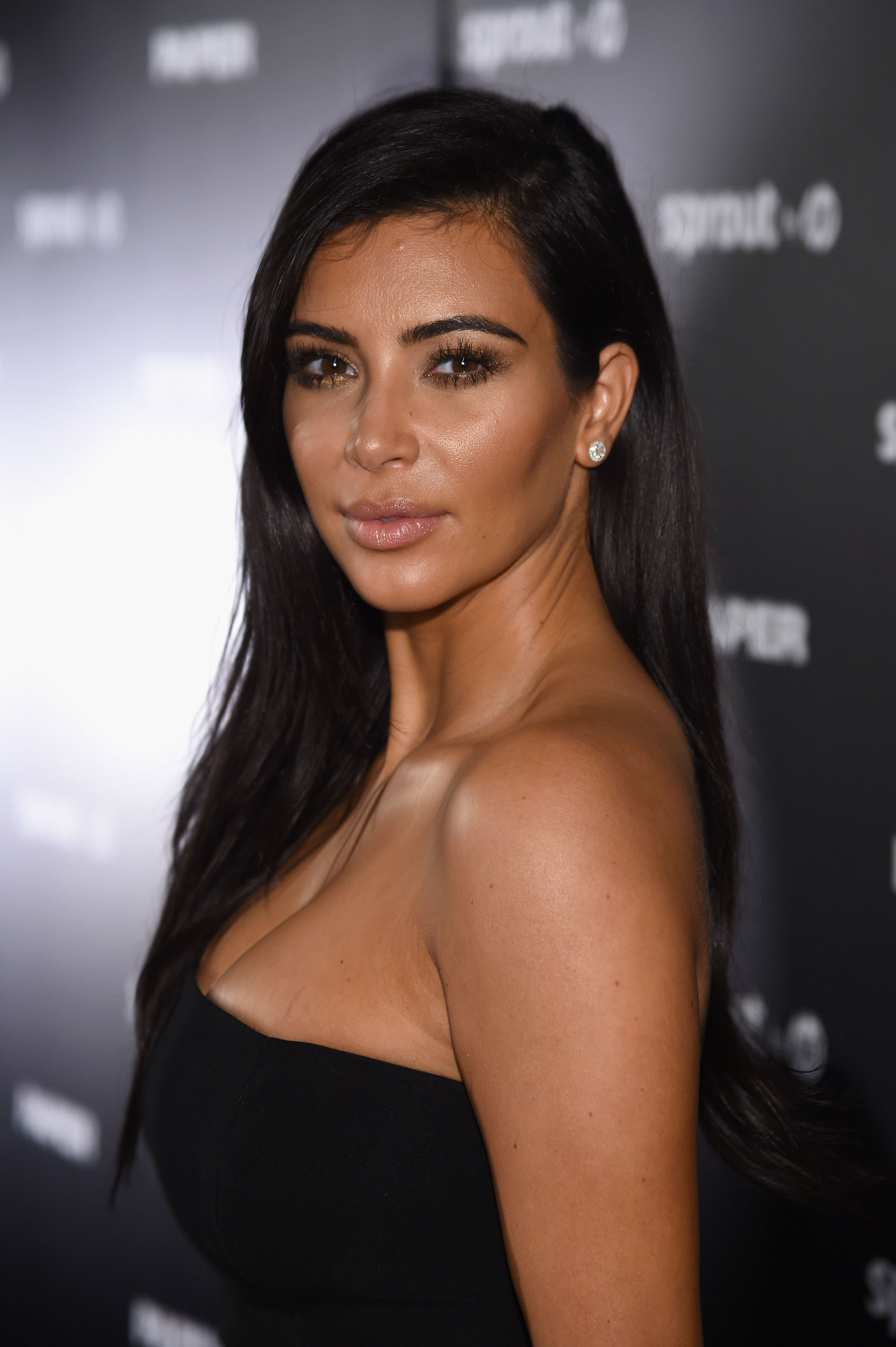Access_Kardashian_04.jpg