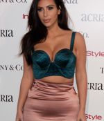 Access_Kardashian_01.jpg