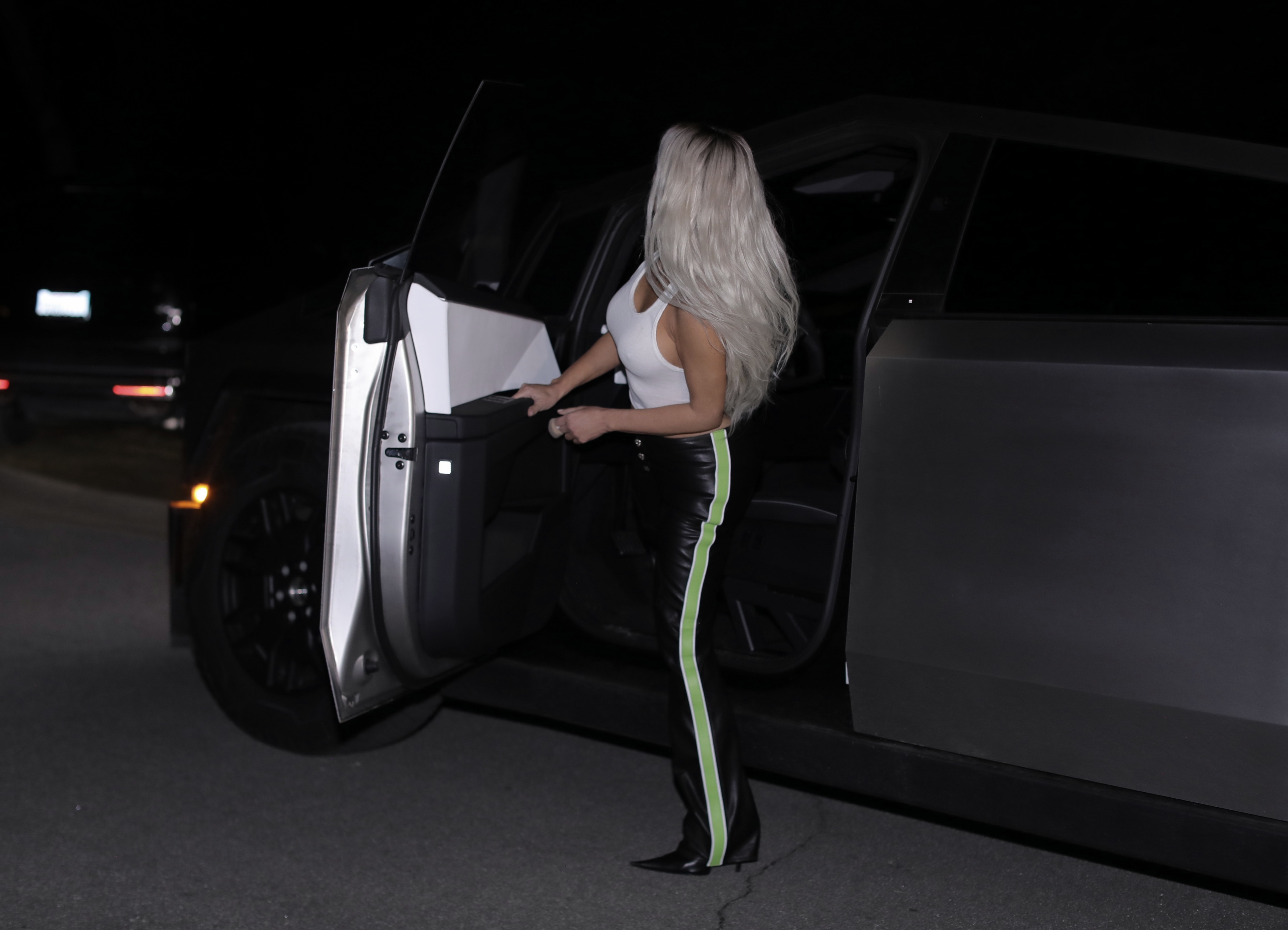 Access_Kardashian_011.jpg